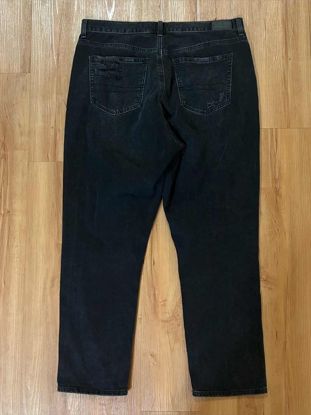 American Eagle Distressed Black Ripped Mom Jeans - Picture 6 of 9